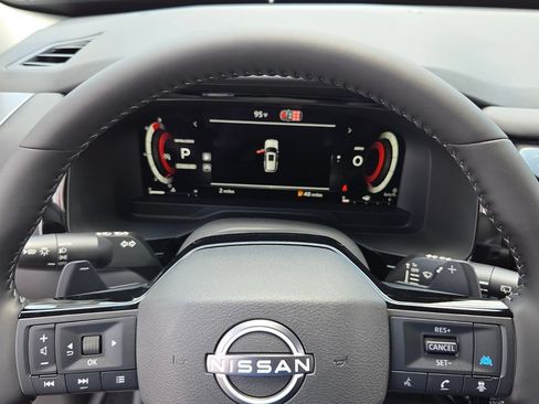 New 2026 Nissan Pathfinder SL FWD image 21
