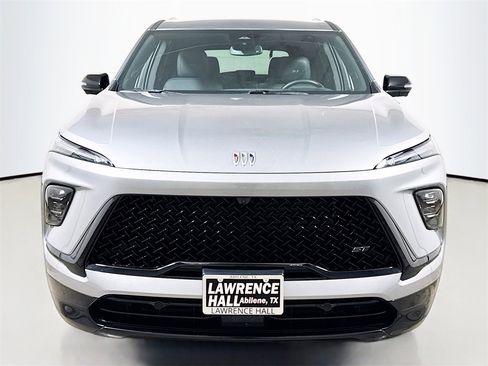 Certified 2025 Buick Enclave Sport Touring image 2