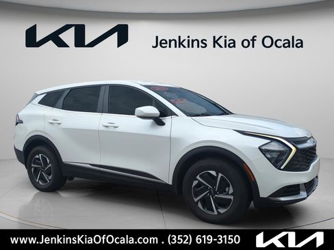 Certified 2023 Kia Sportage LX AWD/4WD image 1