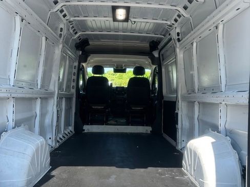 Used 2025 RAM ProMaster 2500 w/ Convenience Group FWD image 20