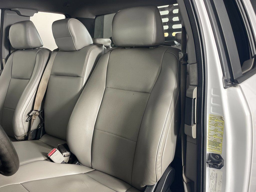 Used 2017 Ford F450 XL AWD/4WD image 24