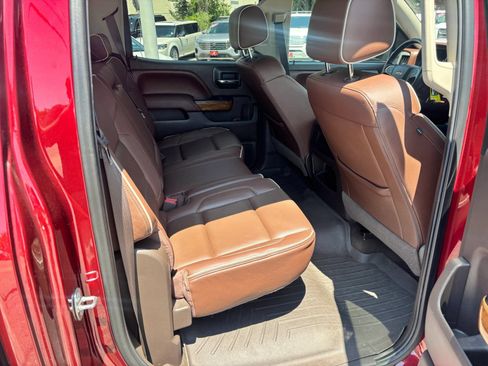 Used 2017 Chevrolet Silverado 1500 High Country AWD/4WD image 21