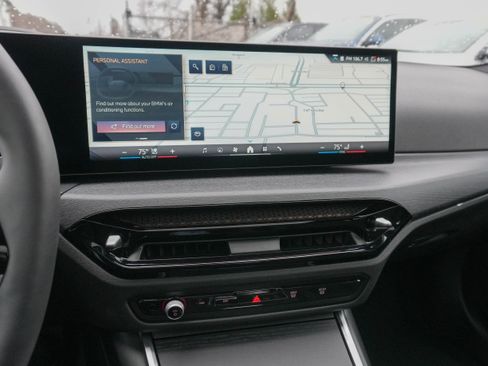 Certified 2025 BMW 330i xDrive Sedan w/ Premium Package image 14