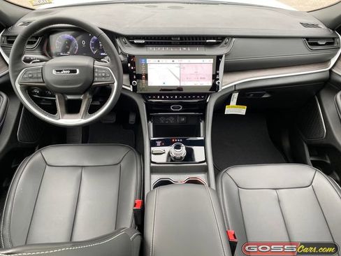 New 2026 Jeep Grand Cherokee Limited image 10