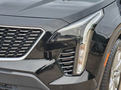 Used 2023 Cadillac XT4 Premium Luxury FWD image 9