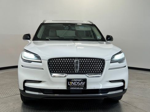 Used 2022 Lincoln Aviator Reserve w/ Elements Package Plus image 2