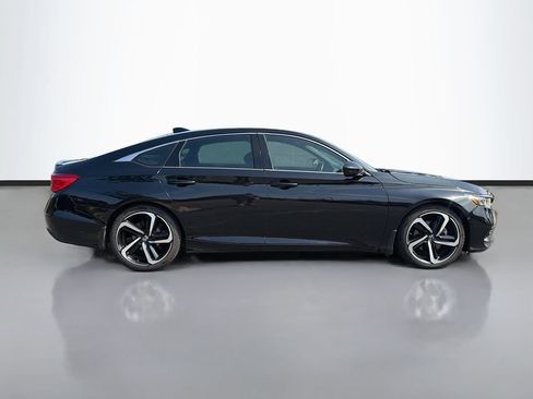 Used 2019 Honda Accord Sport image 4