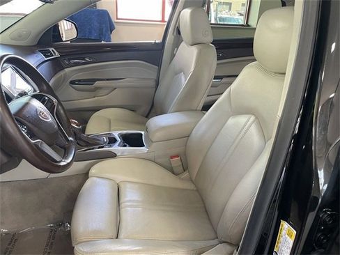 Used 2015 Cadillac SRX Luxury w/ Driver Awareness Package image 21
