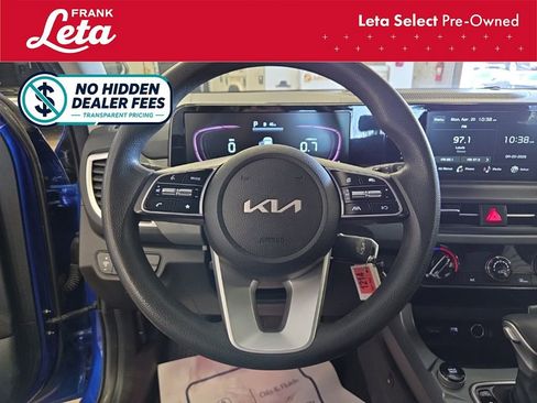 Used 2024 Kia Seltos LX AWD/4WD image 12