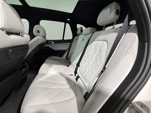 Certified 2023 BMW X5 sDrive40i w/ M Sport Package image 32