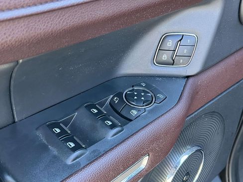 Used 2023 Ford Expedition Max Limited image 15