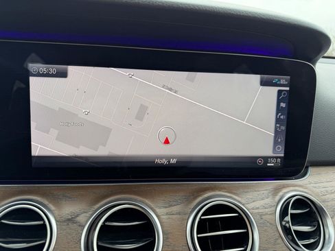 Used 2020 Mercedes-Benz E 350 E 350 image 18