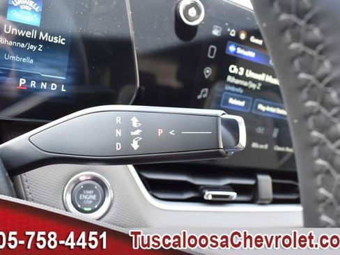 New 2026 Chevrolet Equinox LT w/ Convenience Package II FWD image 24