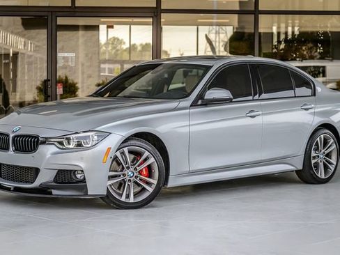 Used 2017 BMW 340i xDrive Sedan image 2