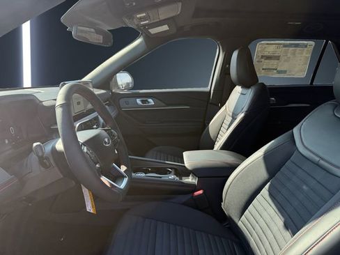 New 2026 Ford Explorer ST-Line w/ ST-Line Street Pack AWD/4WD image 9