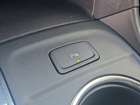 Certified 2024 Chevrolet Equinox LT FWD image 21