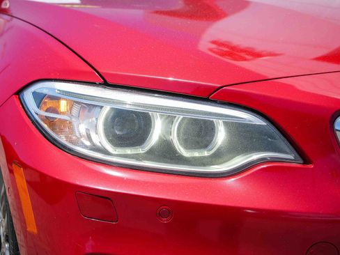 Used 2016 BMW M235i Convertible RWD image 5