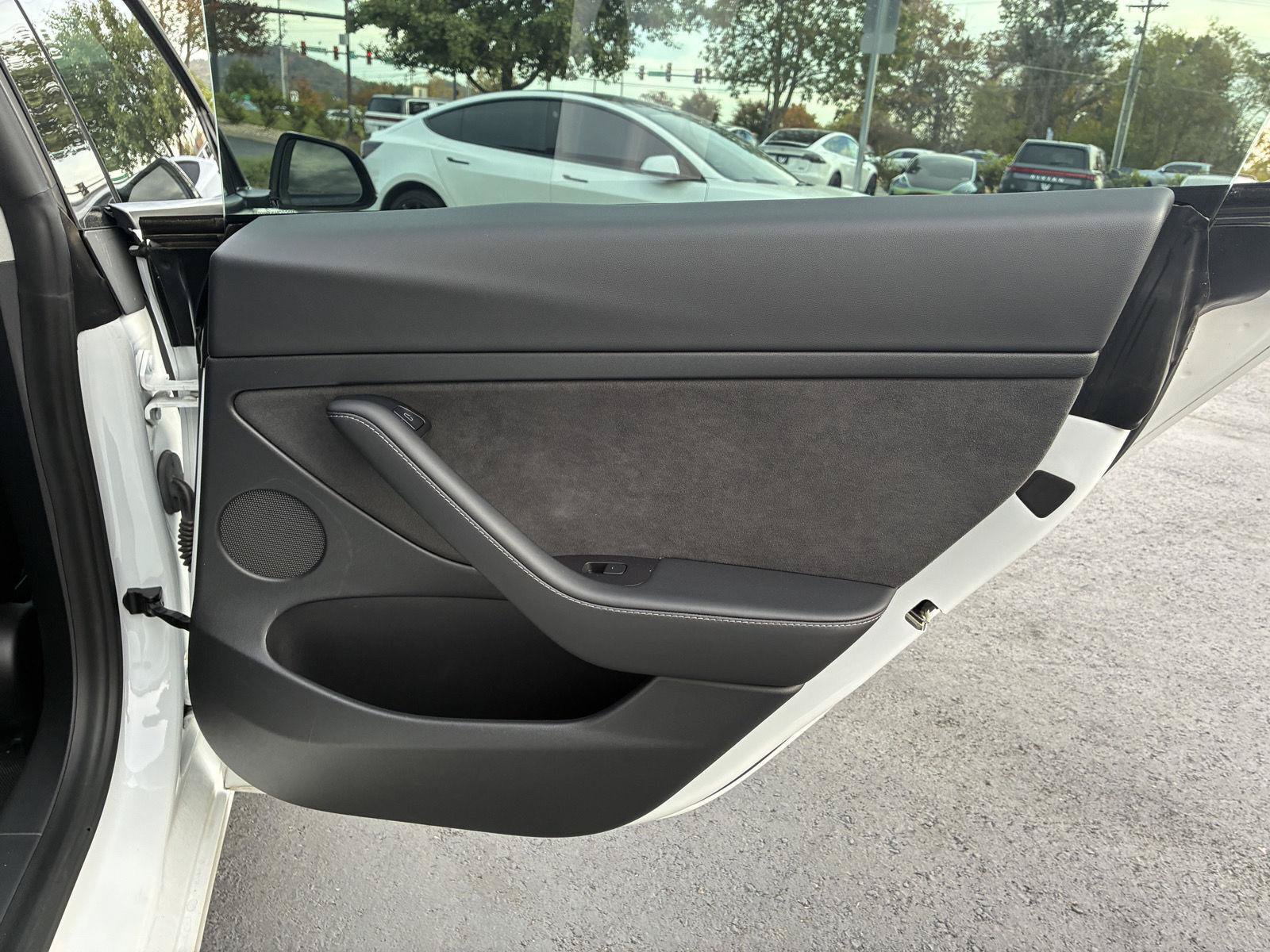 Used 2021 Tesla Model 3 Long Range AWD/4WD image 9