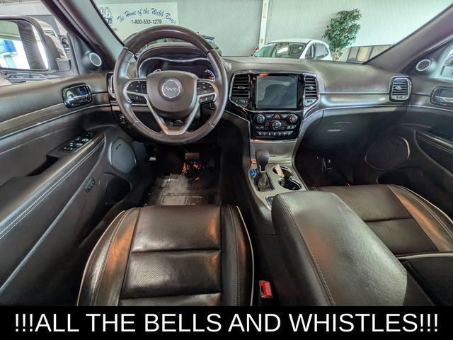 Used 2019 Jeep Grand Cherokee Overland AWD/4WD image 11