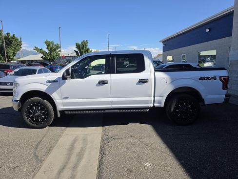 Used 2015 Ford F150 XLT w/ Equipment Group 301A Mid AWD/4WD image 4
