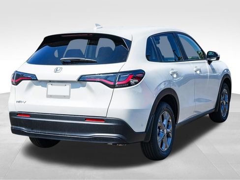 New 2026 Honda HR-V LX image 4