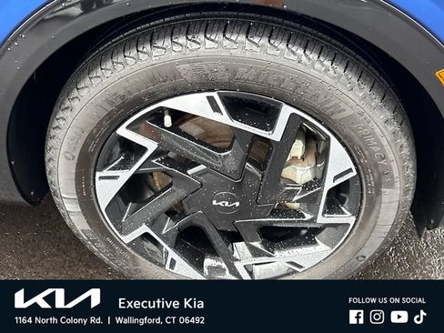 Used 2024 Kia Sportage SX FWD image 7