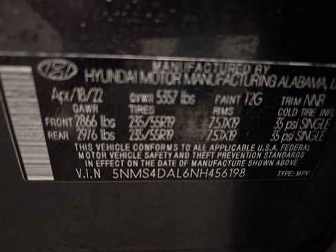 Certified 2022 Hyundai Santa Fe Limited image 12