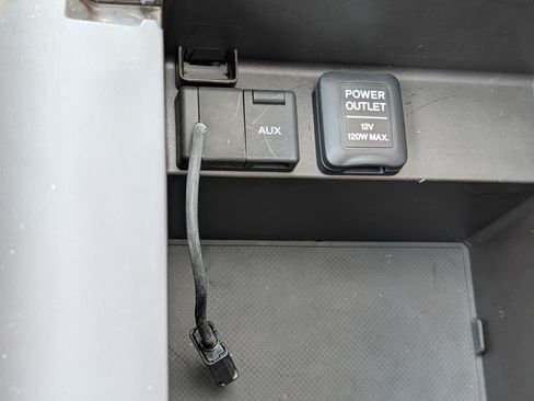 Used 2009 Acura TL FWD image 33