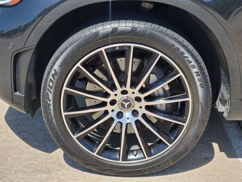 Used 2022 Mercedes-Benz GLC 300 image 10