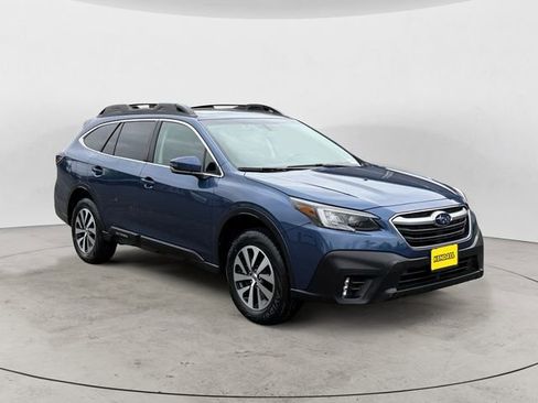 Used 2022 Subaru Outback Premium AWD/4WD image 7