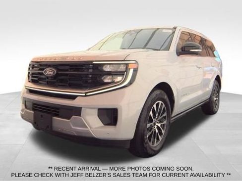 Used 2025 Ford Expedition Platinum image 1