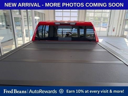 Used 2022 GMC Sierra 1500 Elevation w/ Elevation Premium Package AWD/4WD image 5