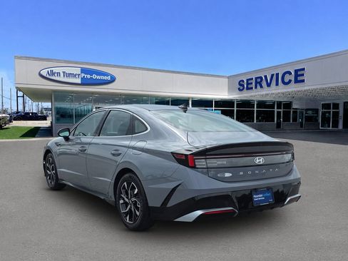 Certified 2025 Hyundai Sonata SEL FWD image 6
