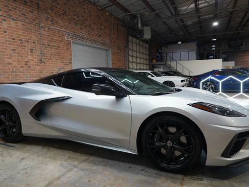 Used 2021 Chevrolet Corvette Stingray Preferred Cpe w/ 2LT image 2