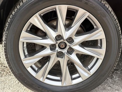 Used 2019 Nissan Rogue S image 14