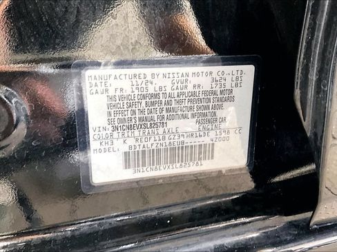 Used 2025 Nissan Versa SV FWD image 35