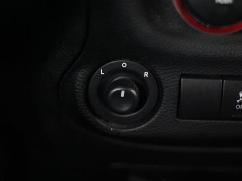 Used 2017 Jeep Wrangler Unlimited Sport w/ Quick Order Package 23S AWD/4WD image 24