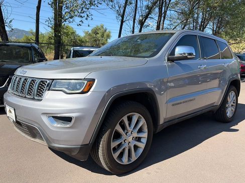 Used 2017 Jeep Grand Cherokee Limited w/ Luxury Group II RWD image 15