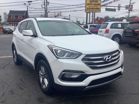 Used 2017 Hyundai Santa Fe Sport image 1