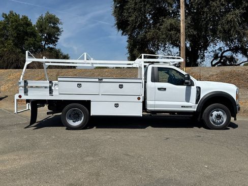 New 2025 Ford F550 XL image 2
