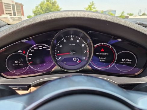 Used 2019 Porsche Cayenne AWD/4WD image 15