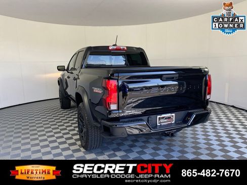 Used 2024 Chevrolet Colorado Trail Boss w/ Advanced Trailering Package AWD/4WD image 5