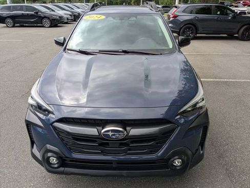 Used 2024 Subaru Outback Premium AWD/4WD image 4