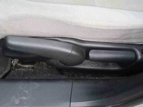 Used 2013 Honda Accord LX image 9