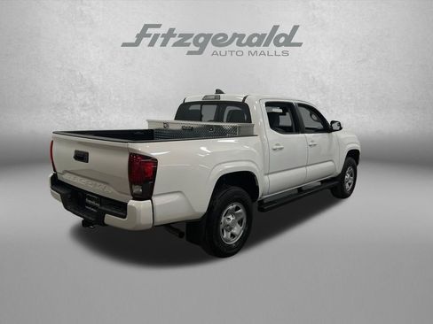 Used 2020 Toyota Tacoma SR w/ SR Convenience Package RWD image 6