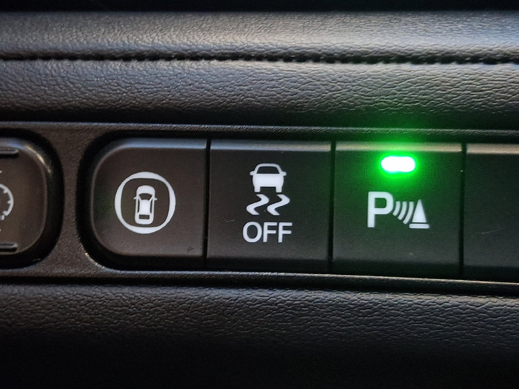 Used 2022 Acura MDX w/ Technology Package AWD/4WD image 27