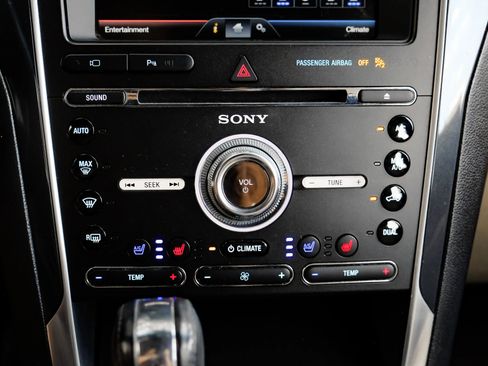 Used 2016 Ford Explorer Limited image 31