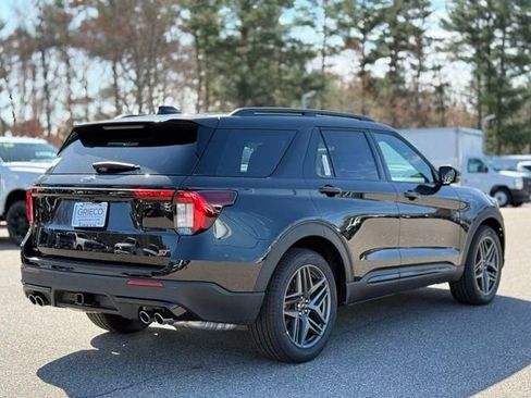 New 2026 Ford Explorer ST AWD/4WD image 4