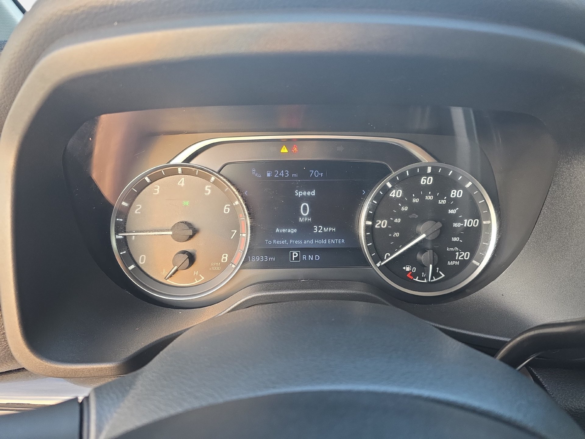 Used 2023 Nissan Titan SV w/ SV Convenience Package RWD image 18