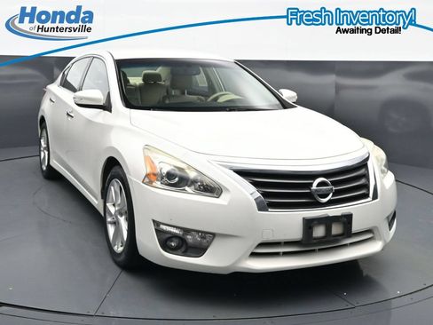 Used 2013 Nissan Altima 2.5 SL FWD image 1
